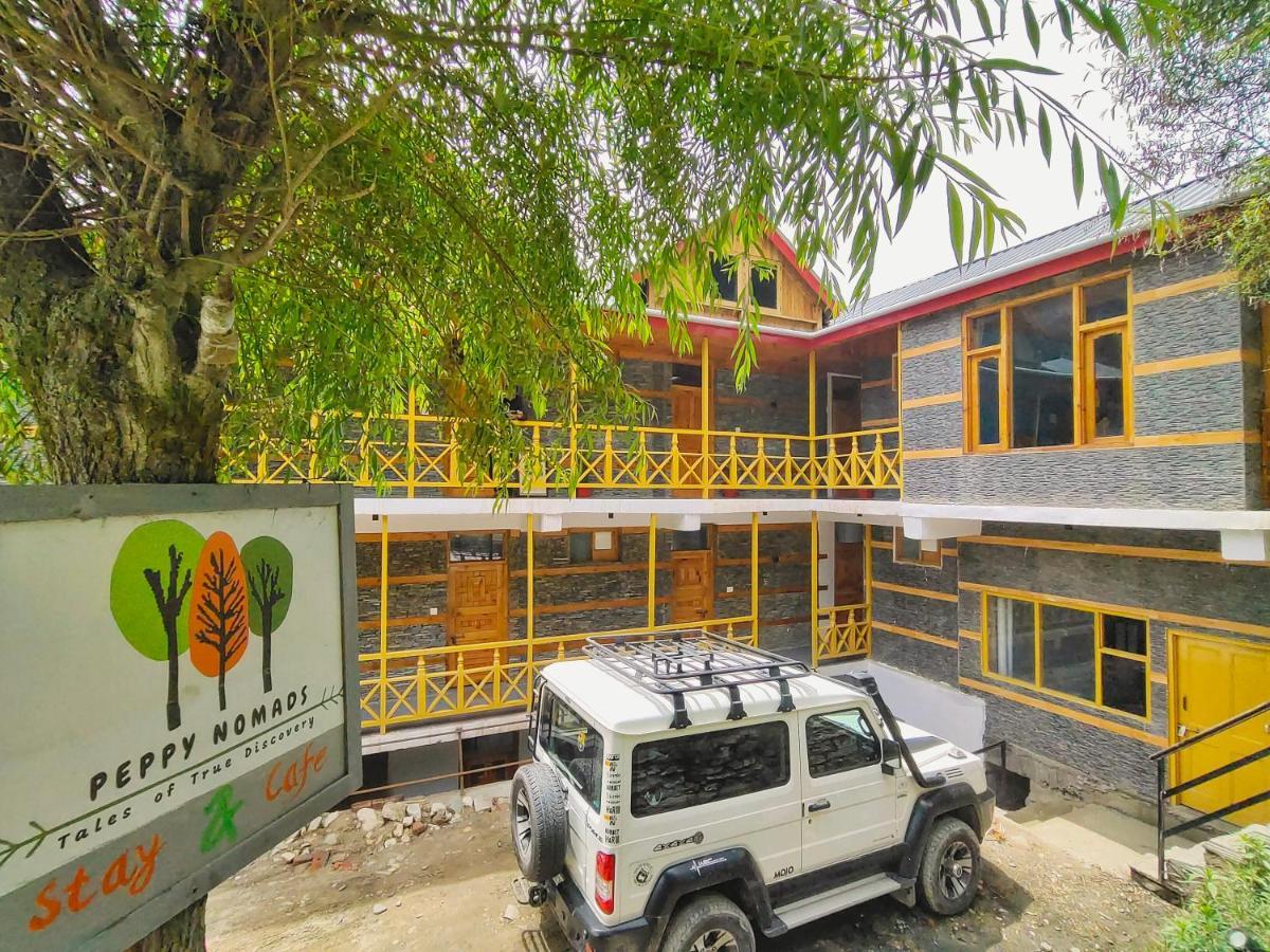 Peppy Nomads Luxuria Hotel Jibhi Bagian luar foto